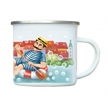Becher, der auf einem Kreis segelt